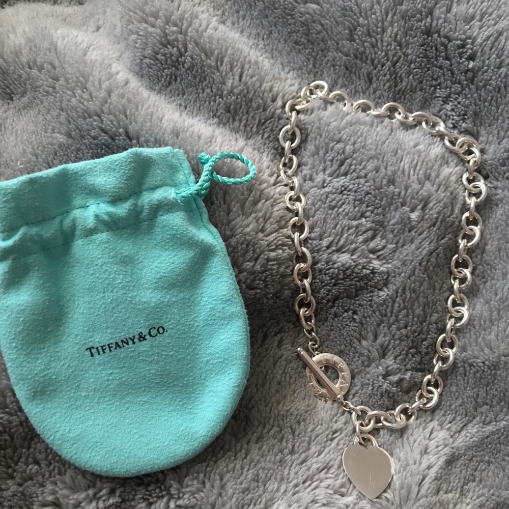 AUTHENTIC!! Tiffany & co Toggle necklace